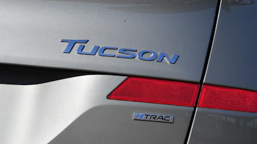 Hyundai Tucson 48v - badge