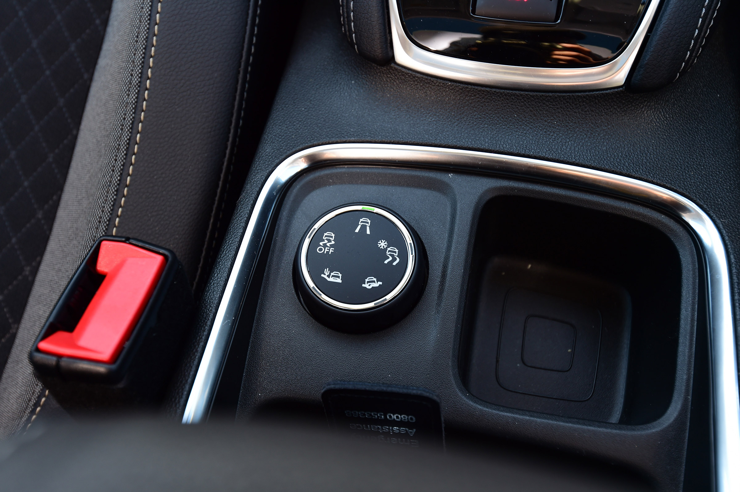 Vauxhall Grandland X - drive mode selector