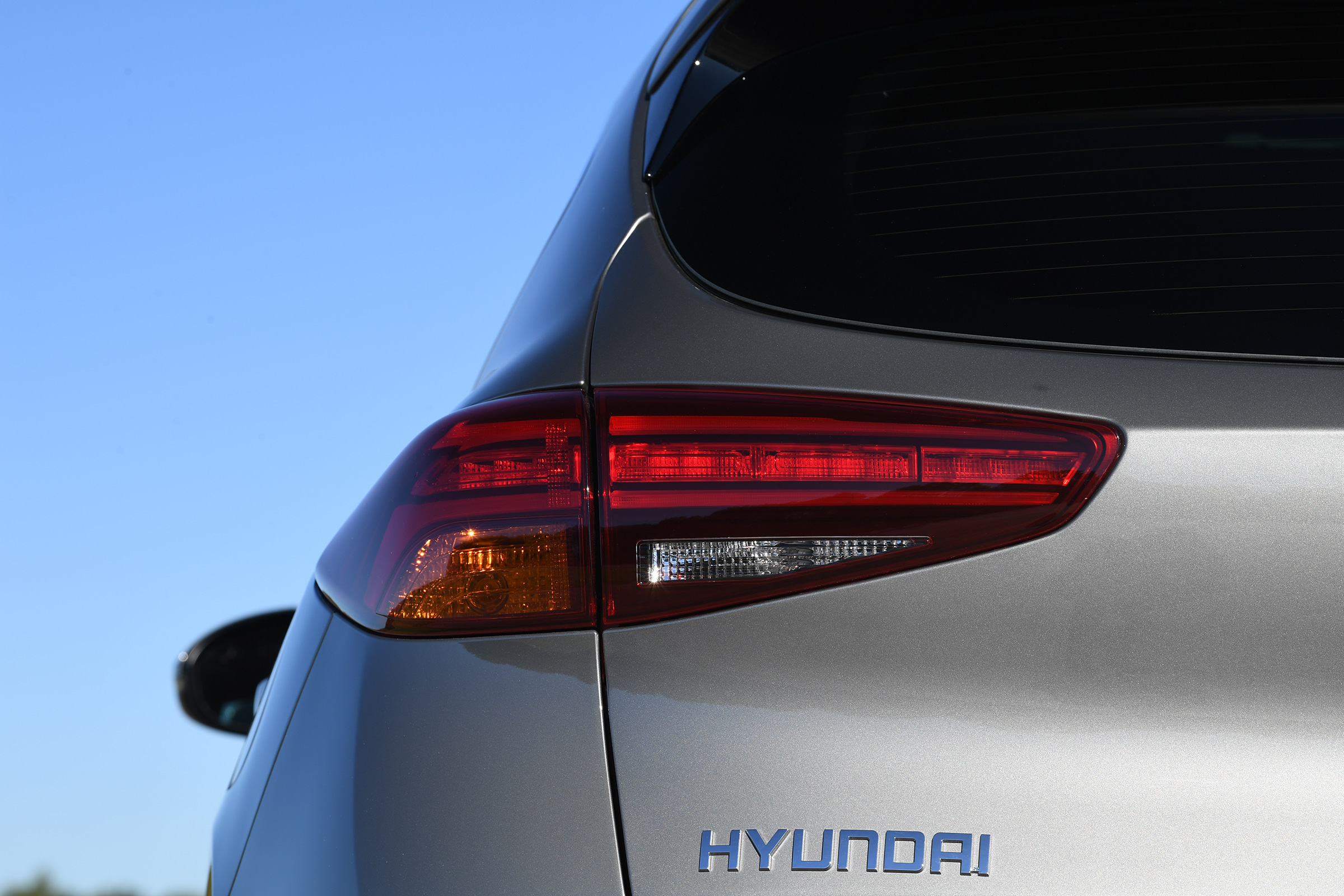 Hyundai Tucson 48v -rearlight