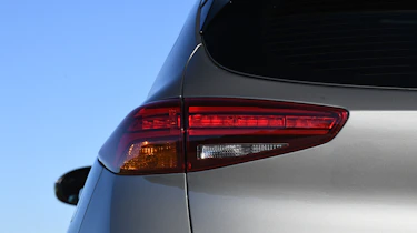 Hyundai Tucson 48v -rearlight