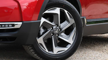 Honda CR-V - wheel