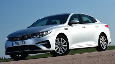 Kia Optima - front static