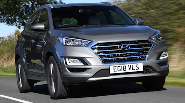 Hyundai Tucson 48v - front tracking