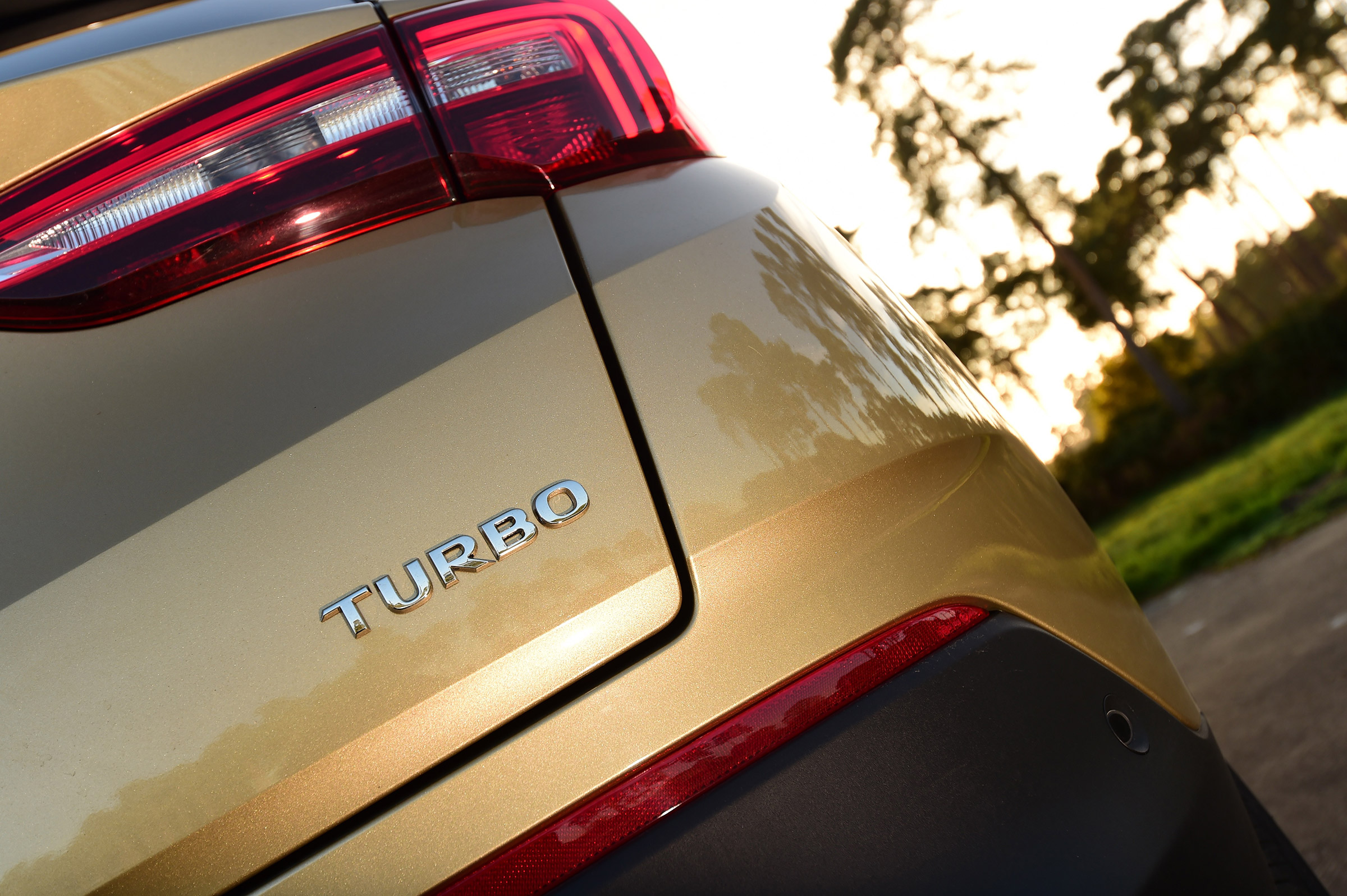 Vauxhall Grandland X - Turbo badge