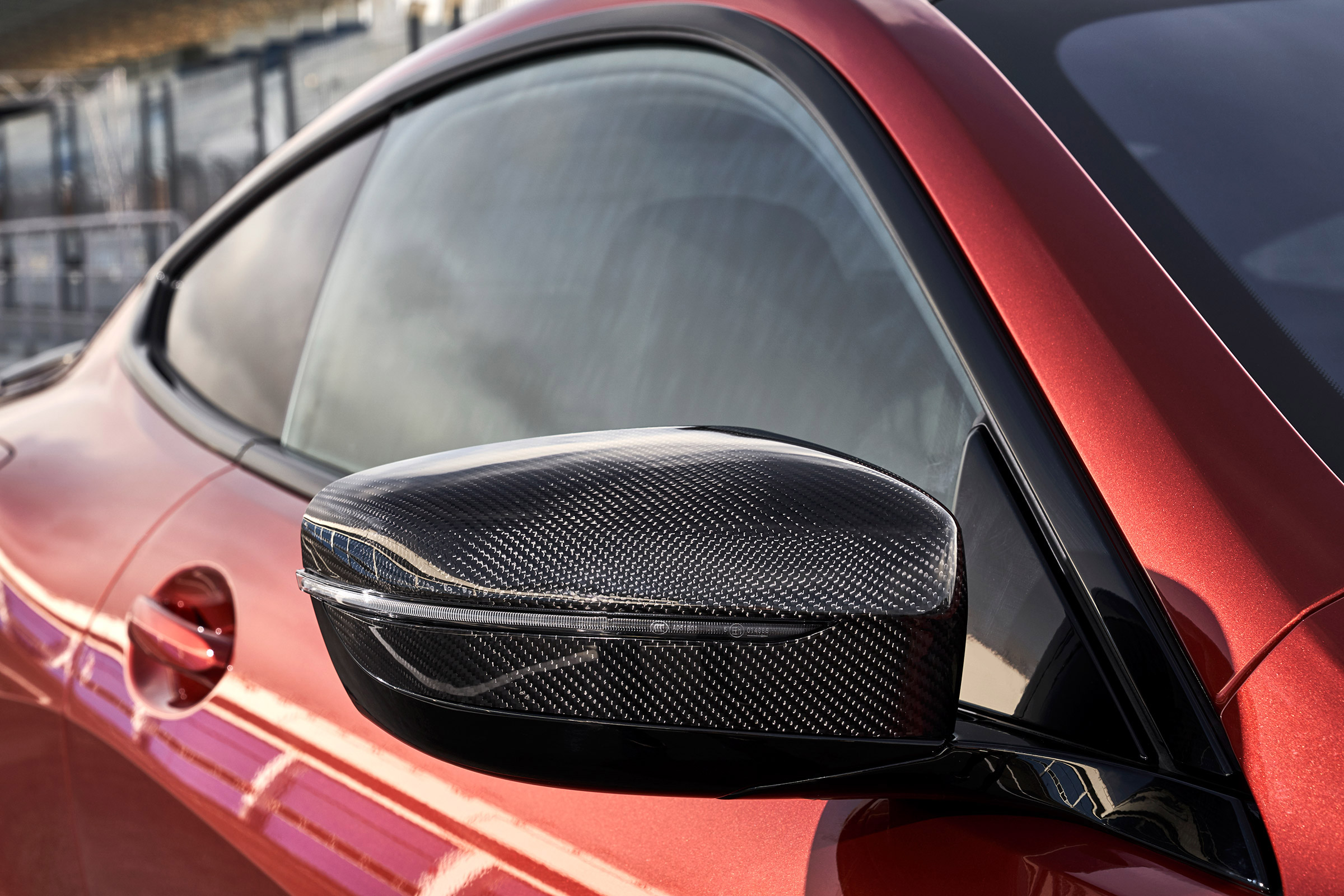 BMW 8 Series - profile
