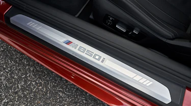 BMW 8 Series - sill