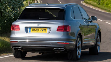 Bentley Bentayga V8 - Rear Tracking