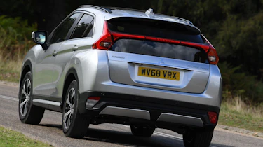 Mitsubishi Eclipse Cross - Rear Cornering