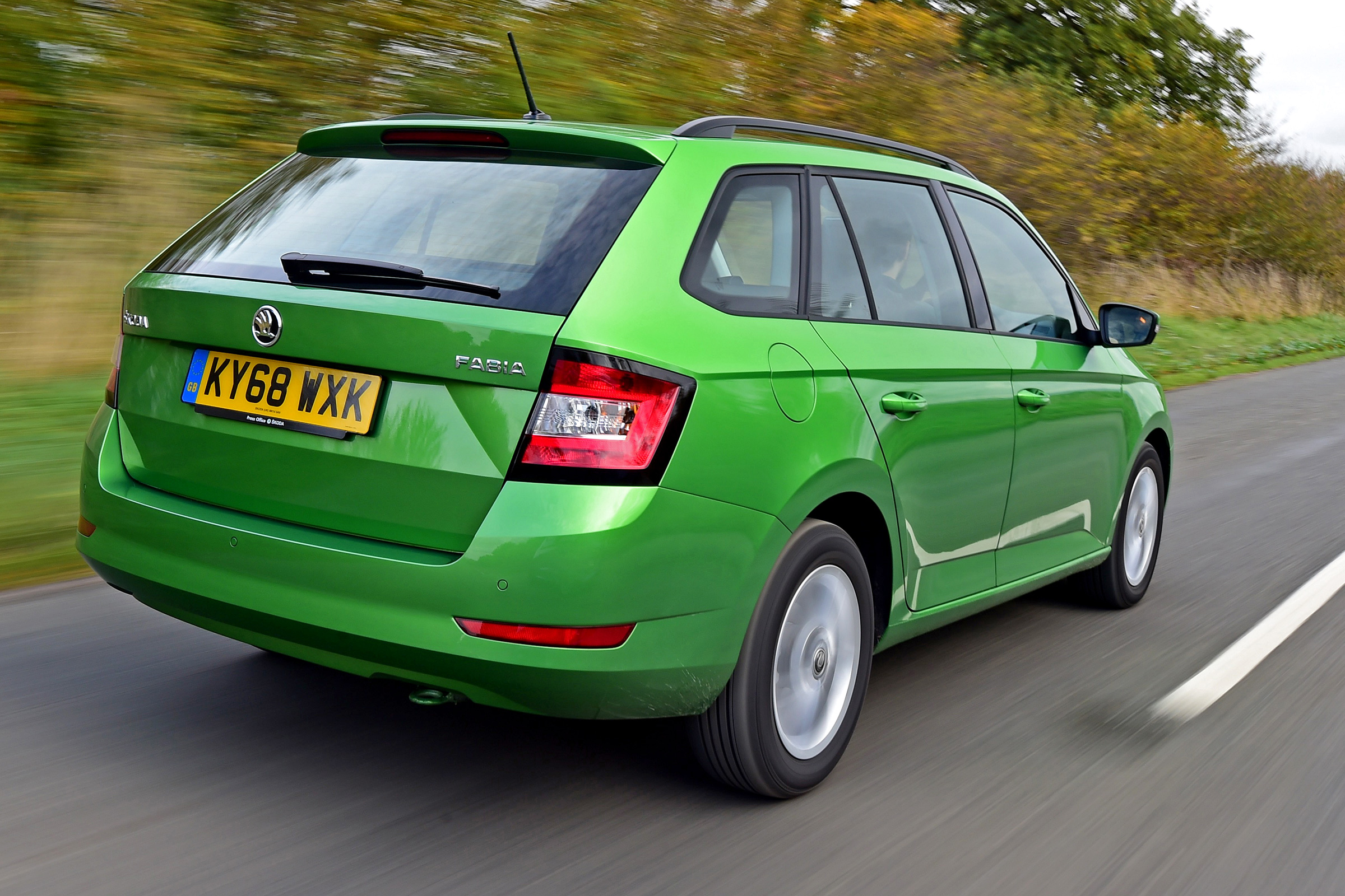 Skoda Fabia Estate - Rear Tracking