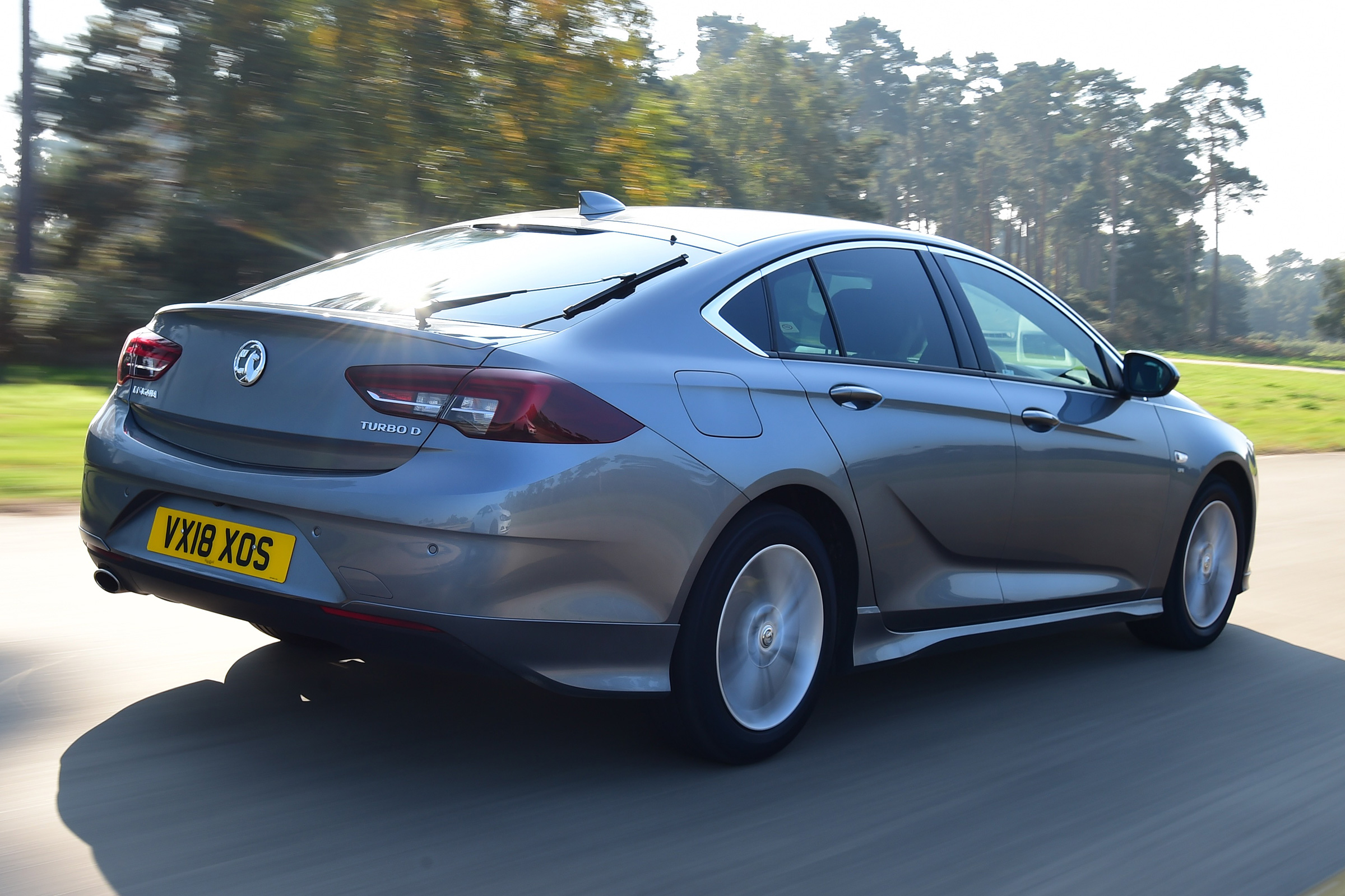 Vauxhall Insignia Grand Sport - rear tracking