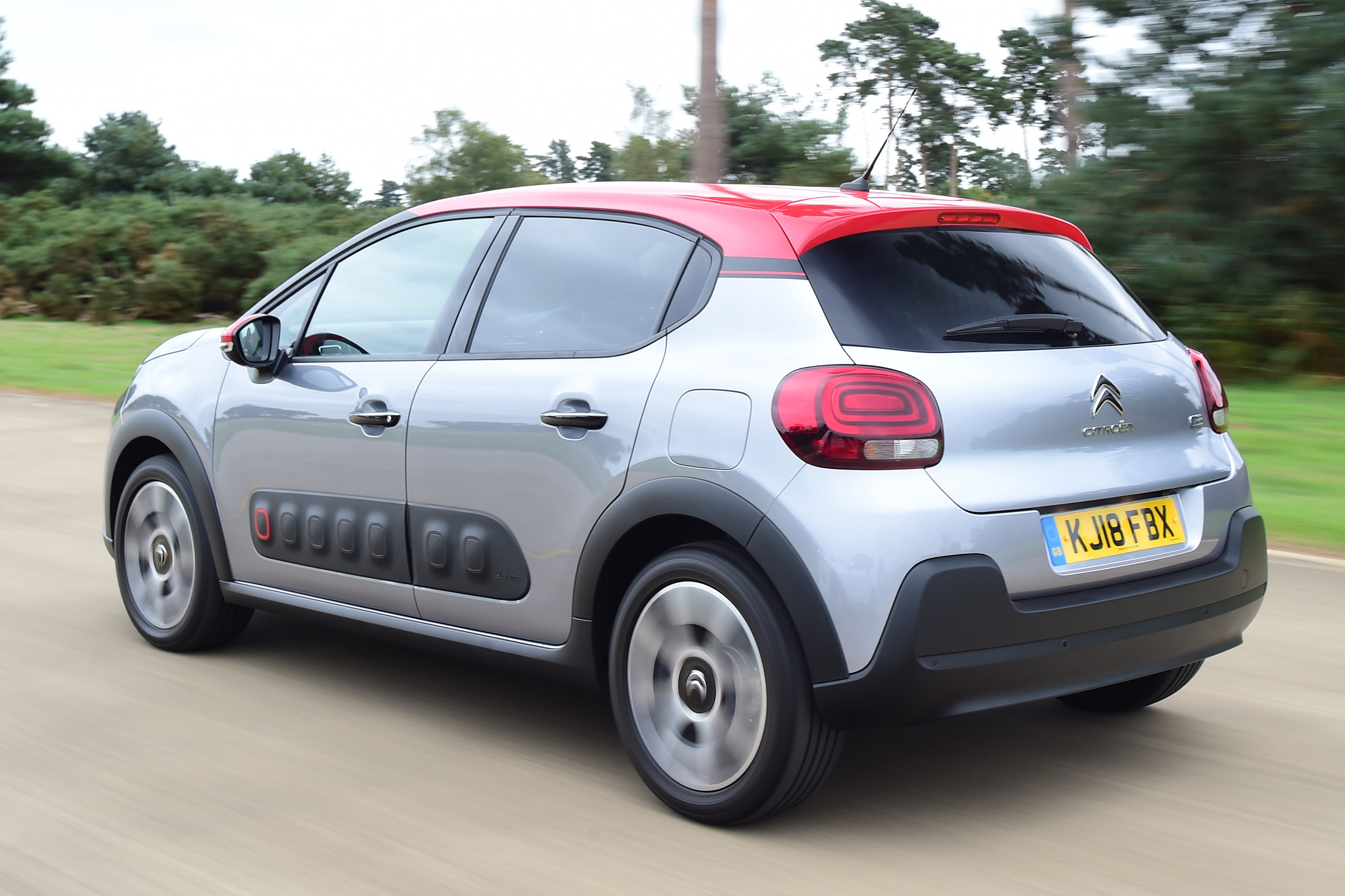Citroen C3 - Rear Tracking