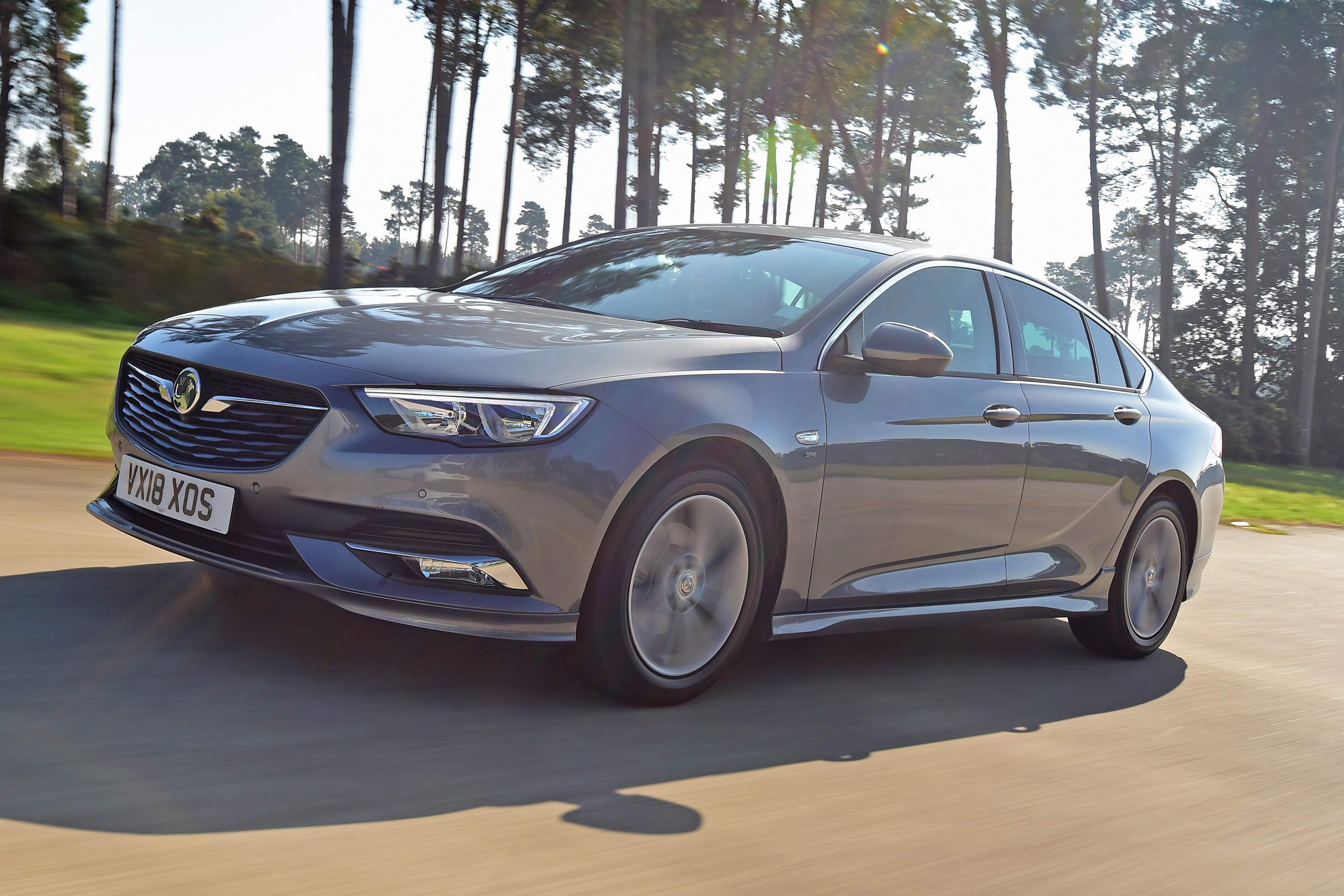 Vauxhall Insignia Grand Sport - front tracking