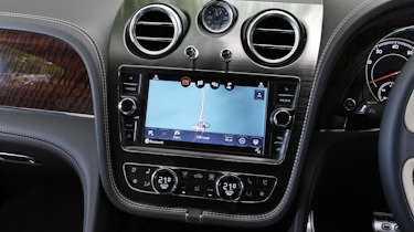 Bentley Bentayga V8 - Navigation