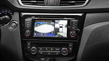 Nissan Qashqai - reversing camera