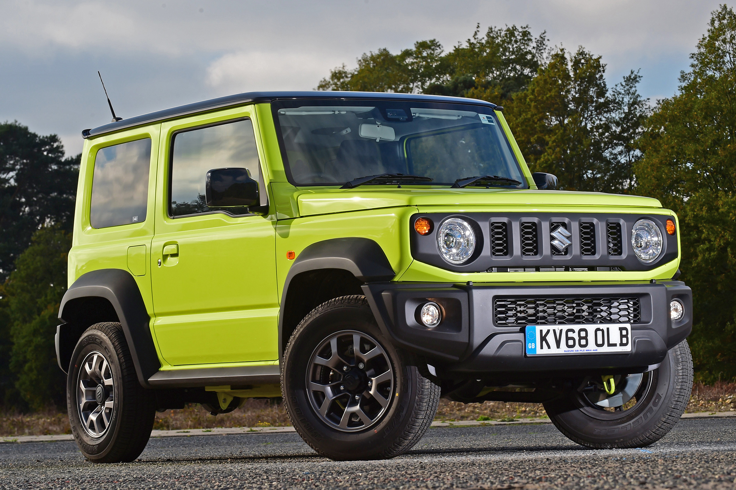 Suzuki Jimny - front static