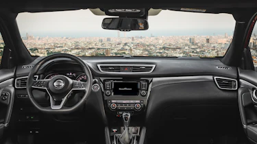Nissan Qashqai - interior