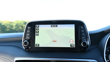 Hyundai Tucson 48v - navigation