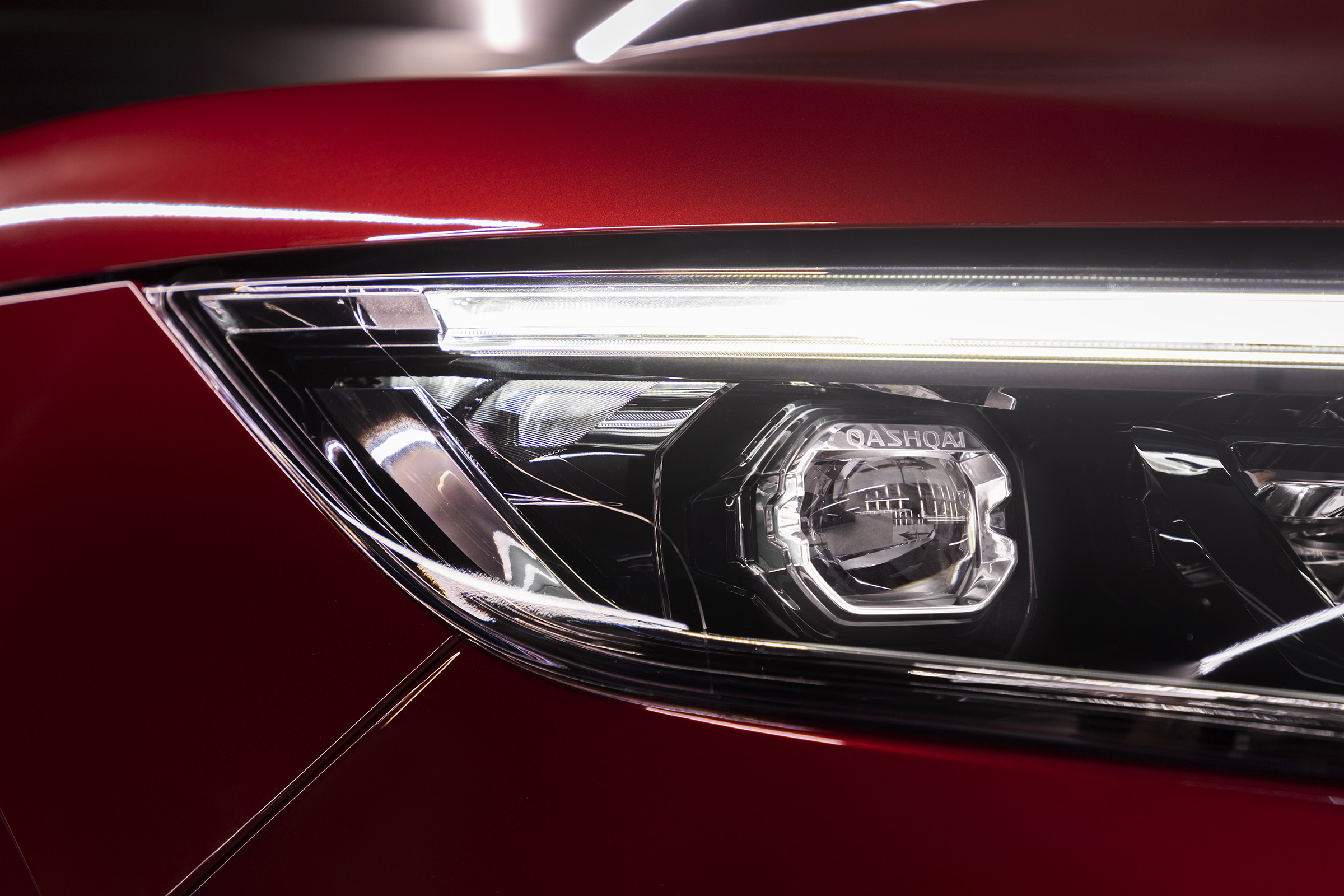 Nissan Qashqai -headlight