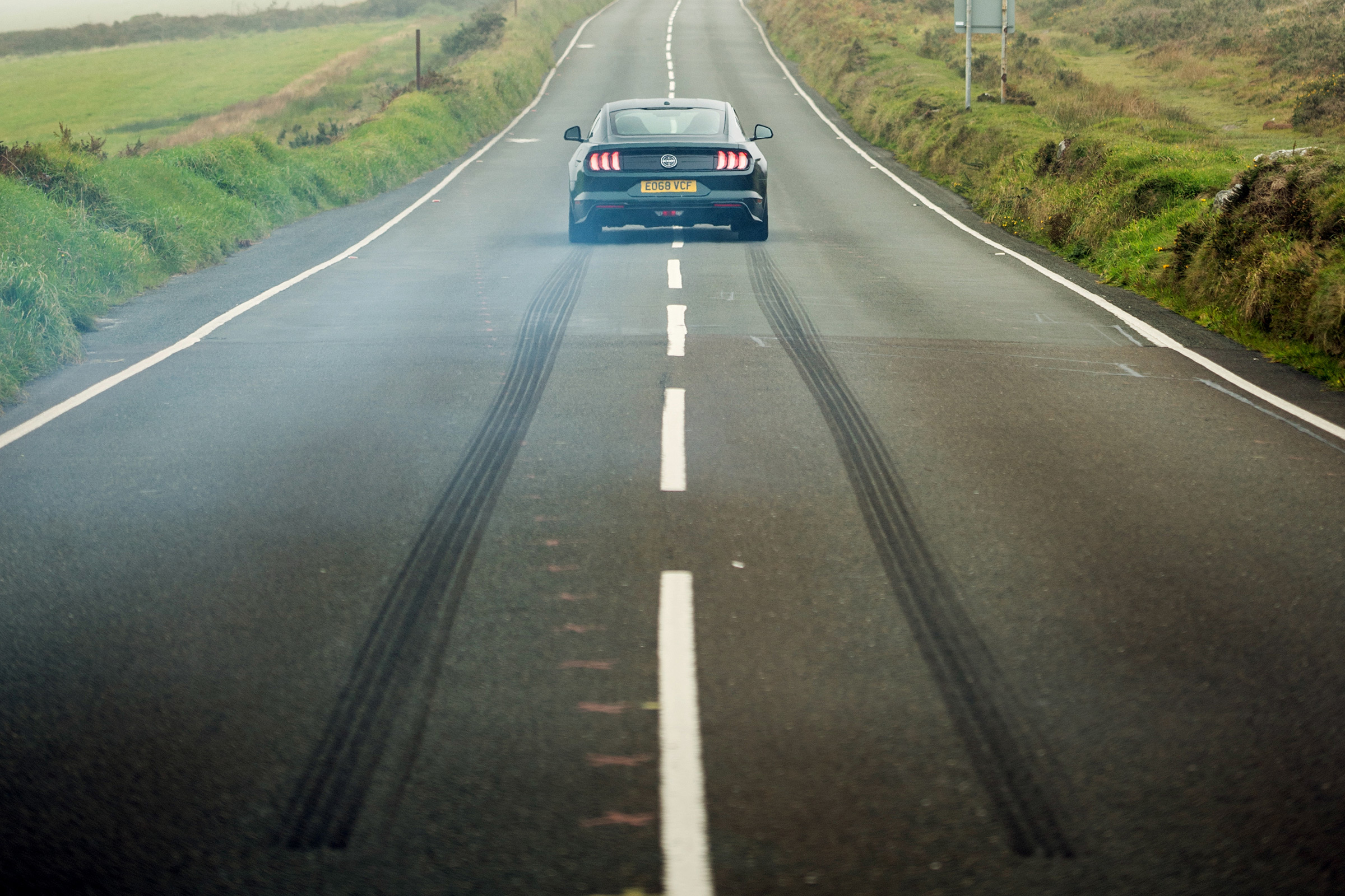 ford mustang bullitt rear burnout