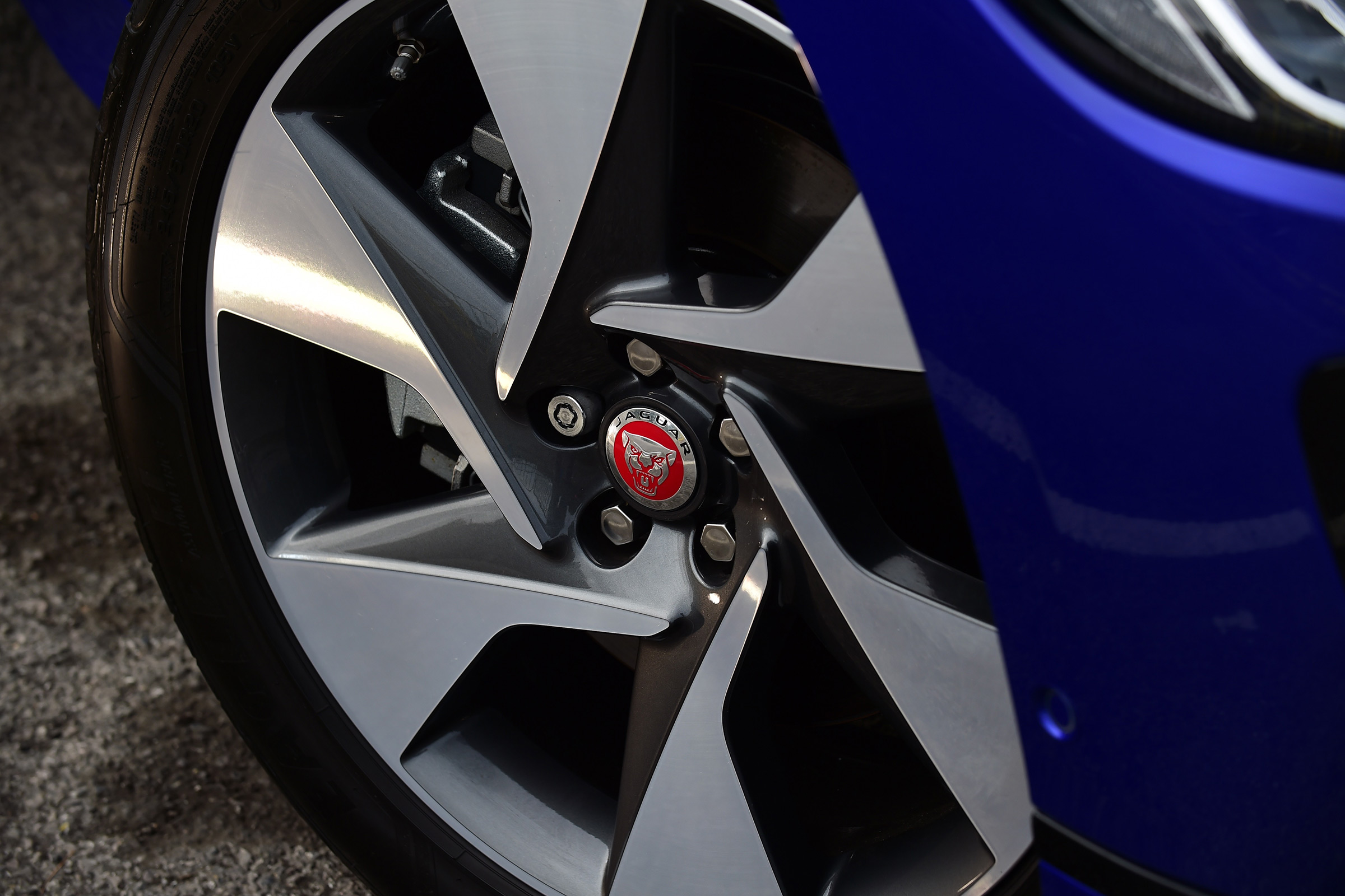 Jaguar I-Pace alloy wheel