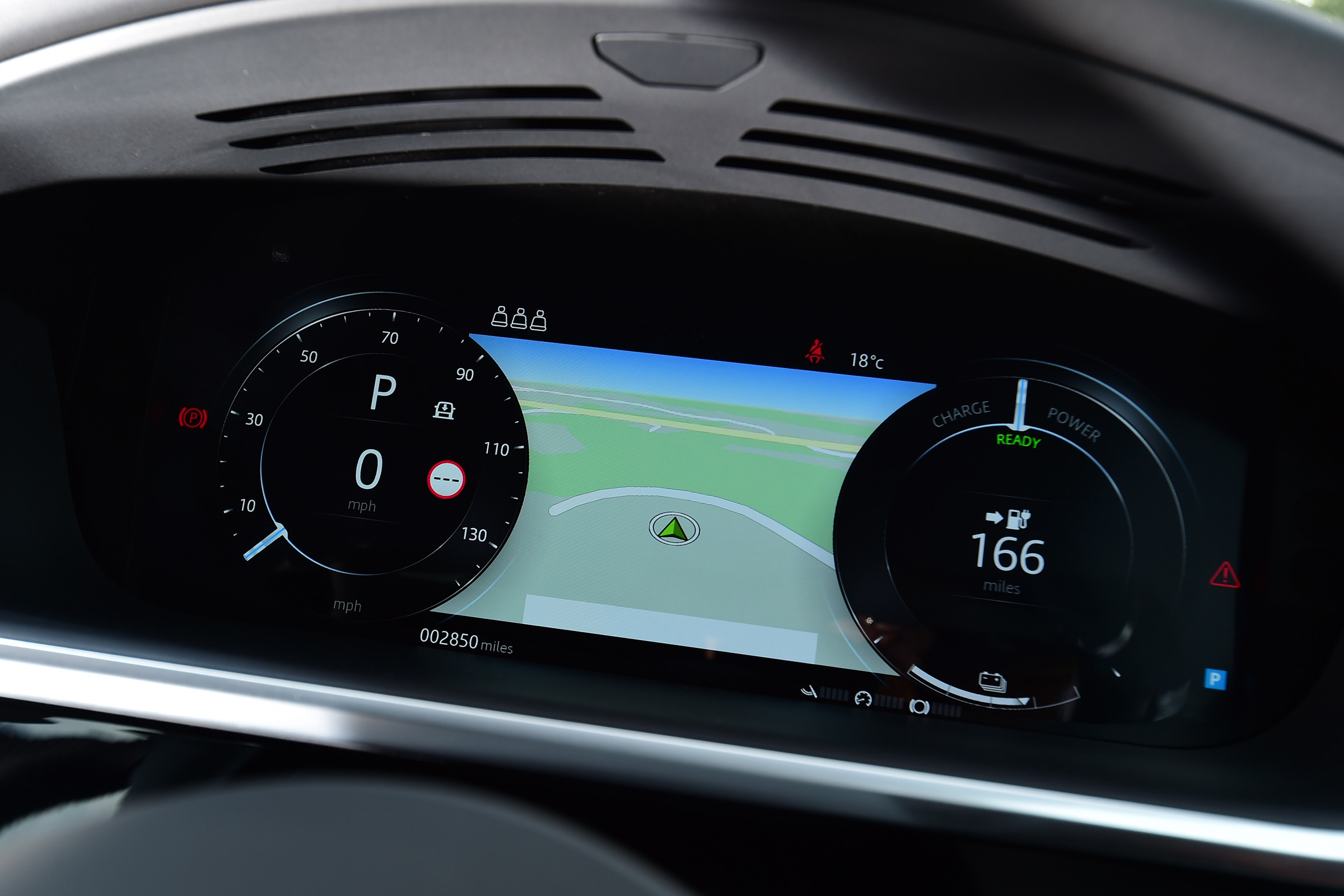 Jaguar I-Pace dashboard instruments