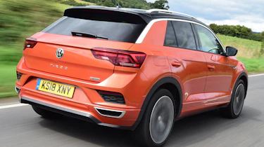 vw t-roc tracking rear