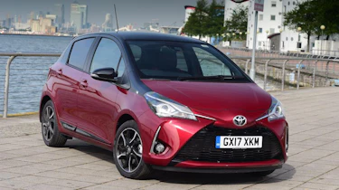 Used Toyota Yaris - front