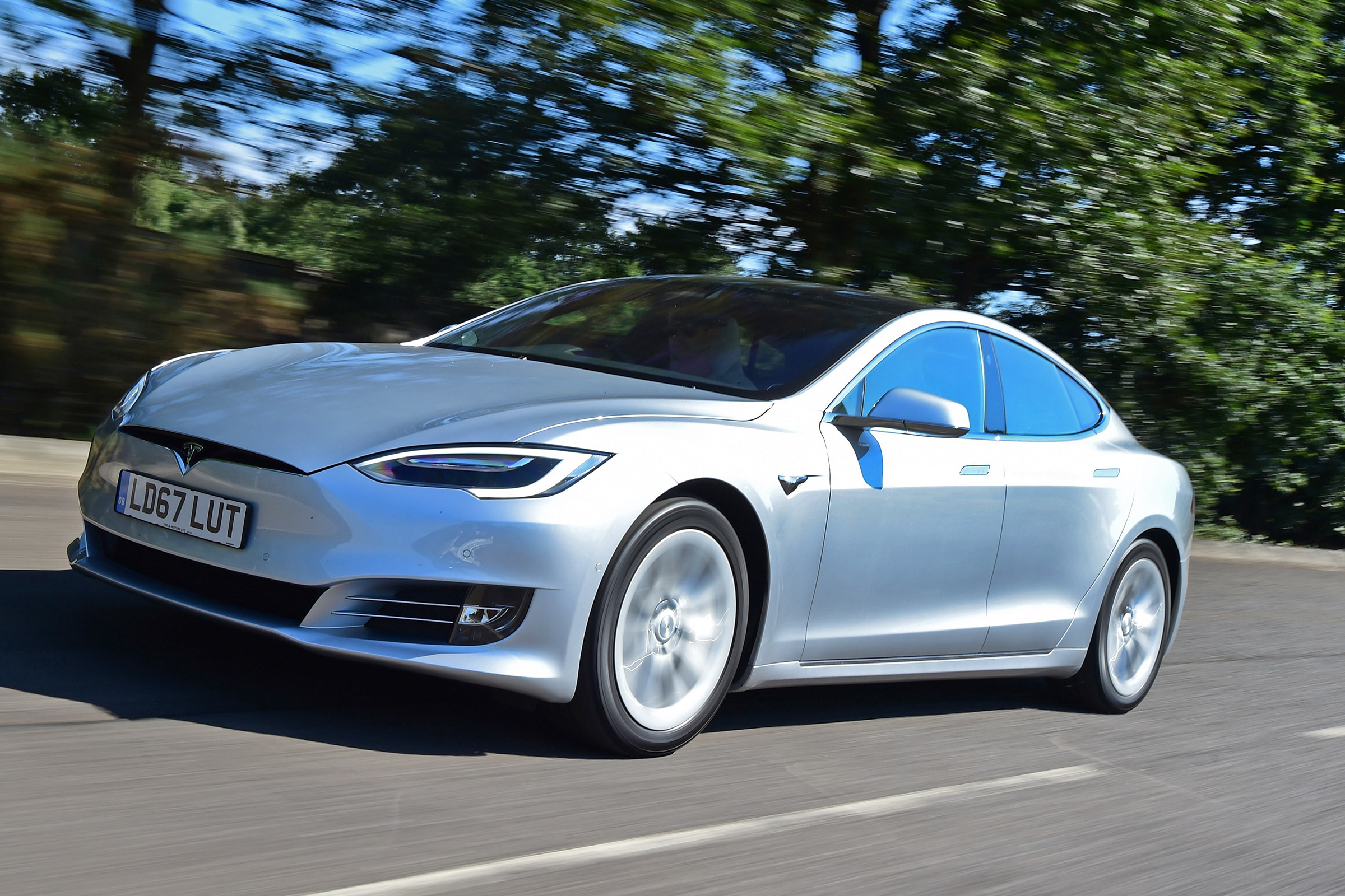 tesla model s front tracking