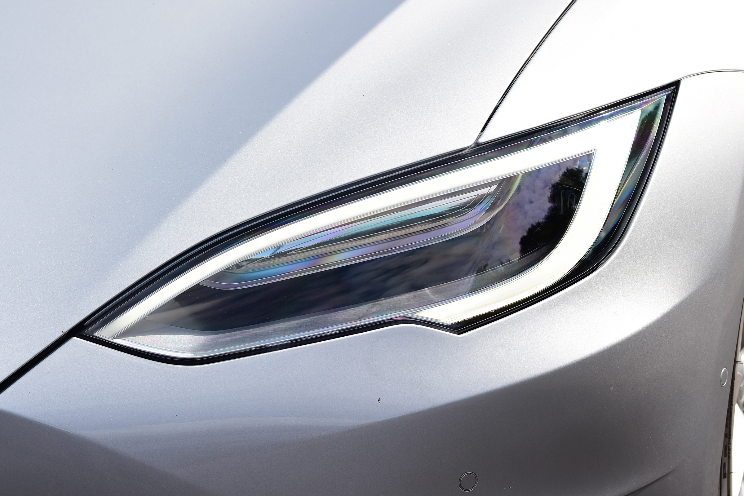tesla model s exterior details headlights