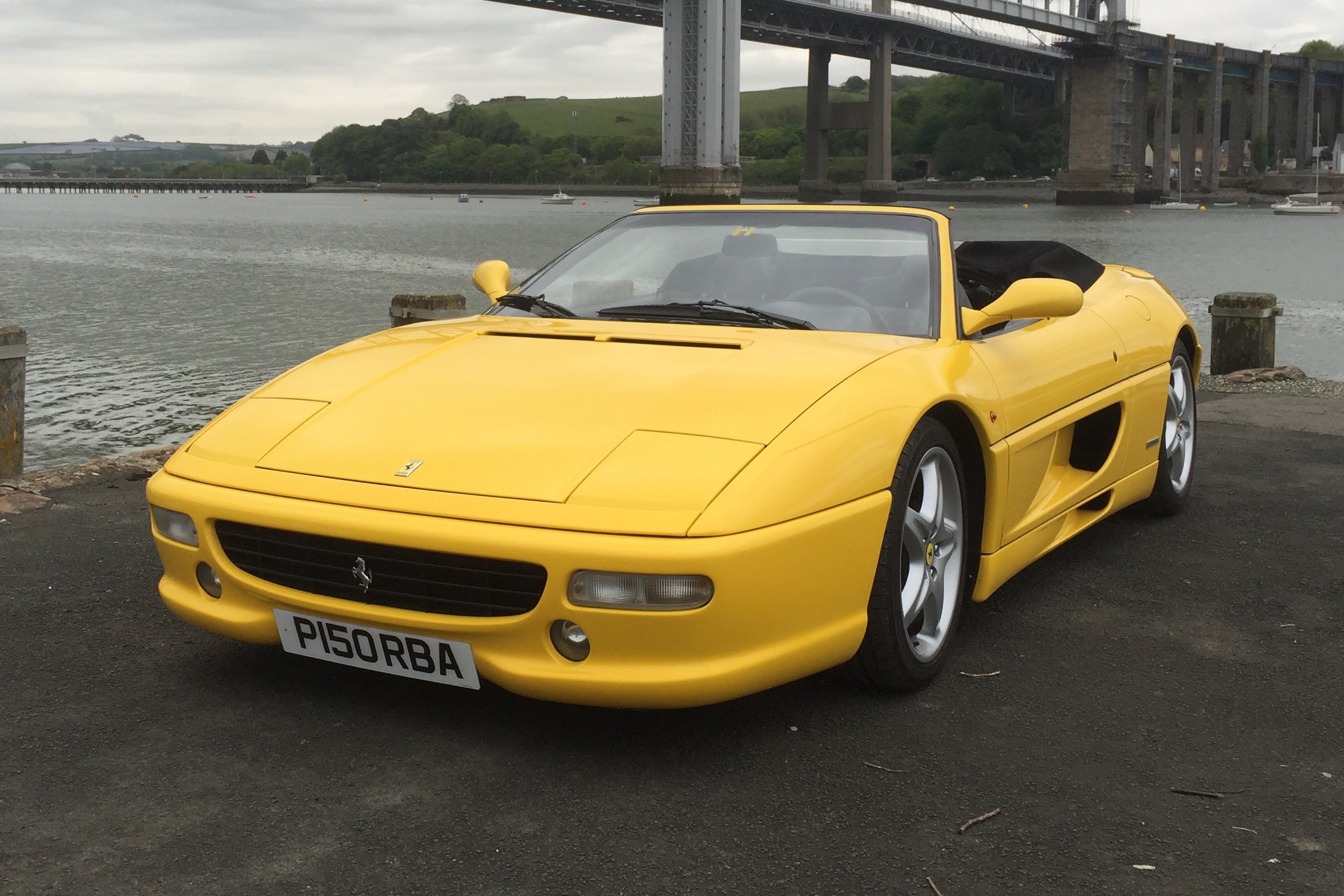 Ferrari F355 yellow