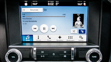 ford mustang bullitt infotainment