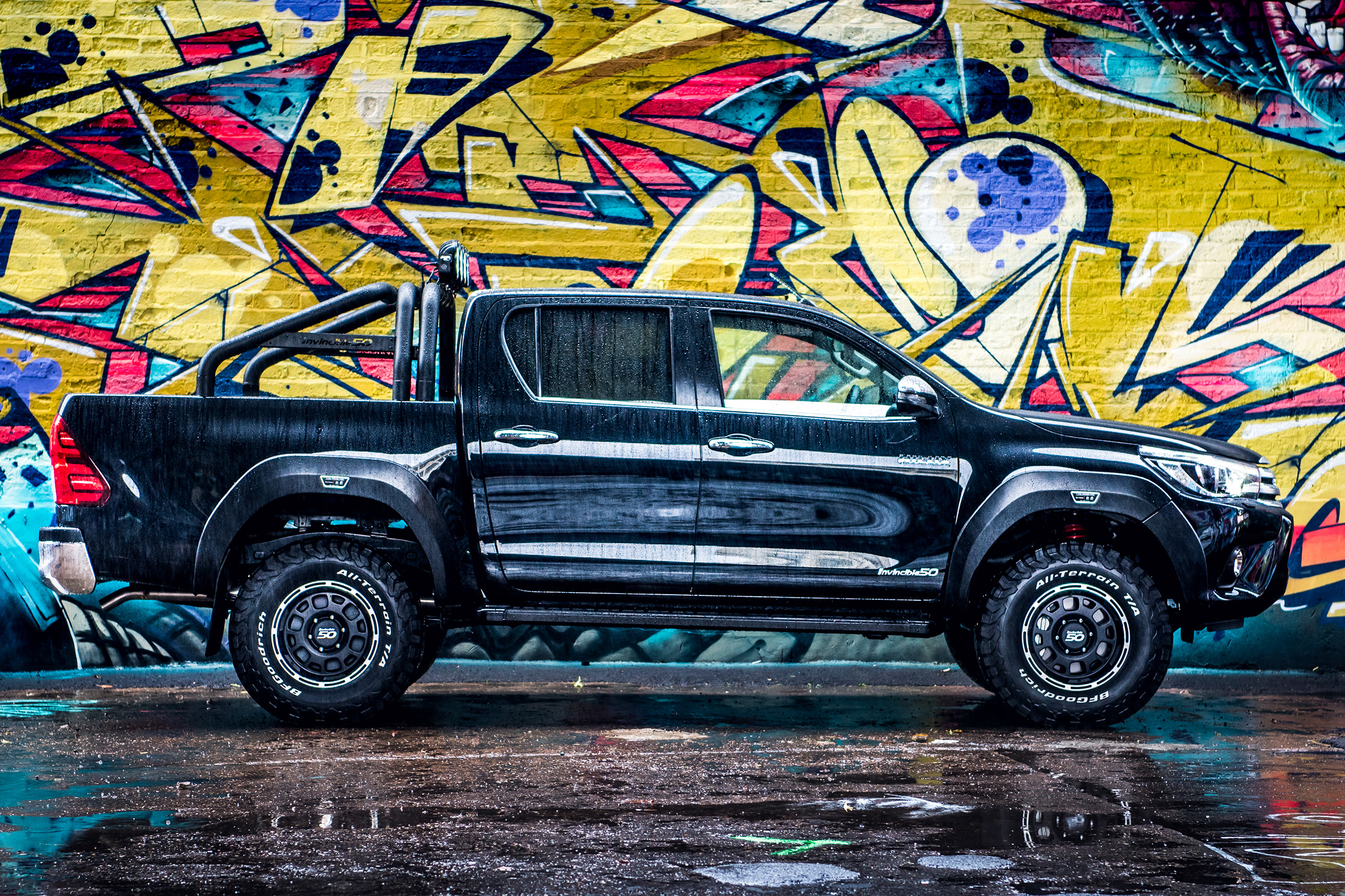 Toyota Hilux Invincible 50 Limited Edition - side profile
