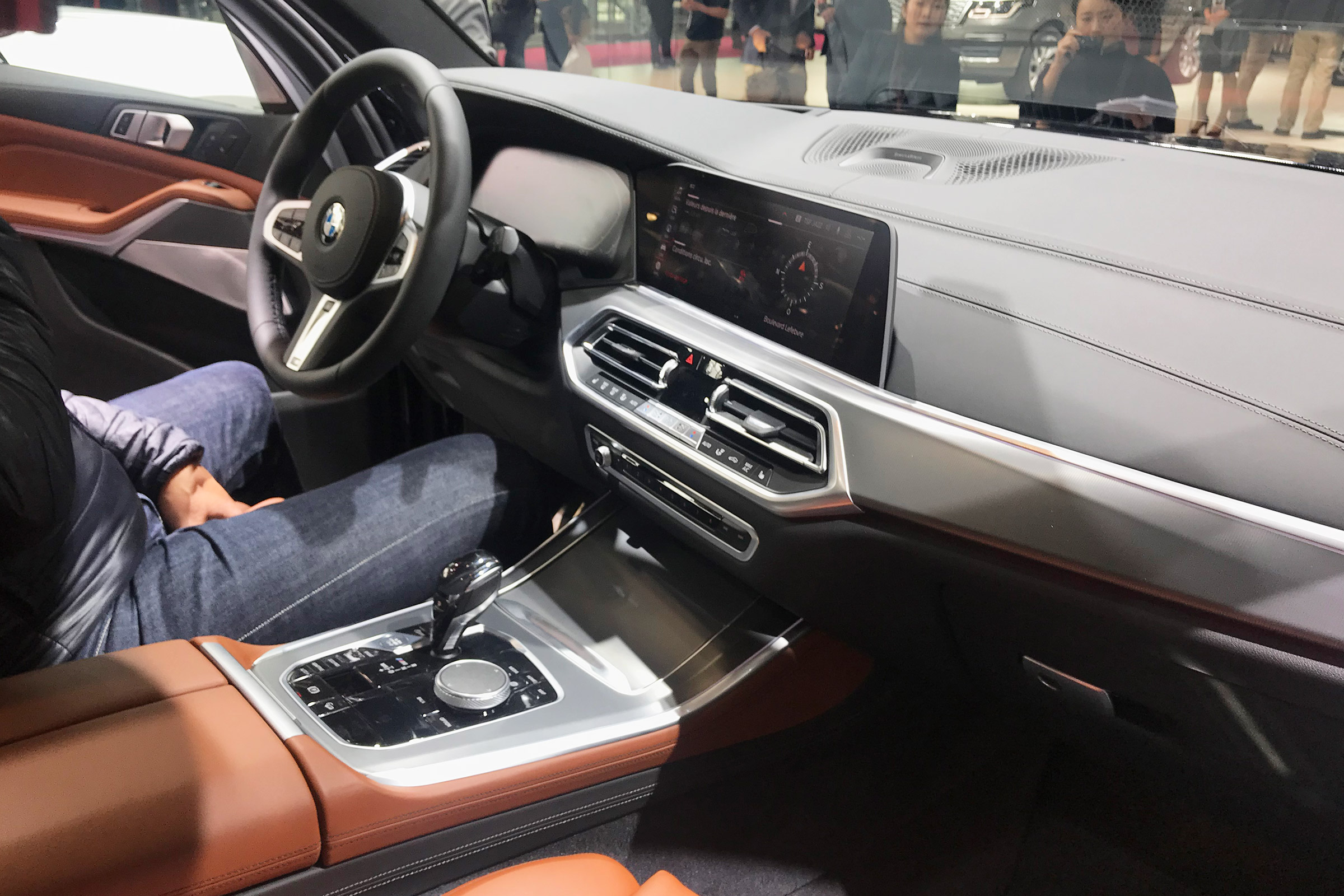 BMW X5 - Paris interior