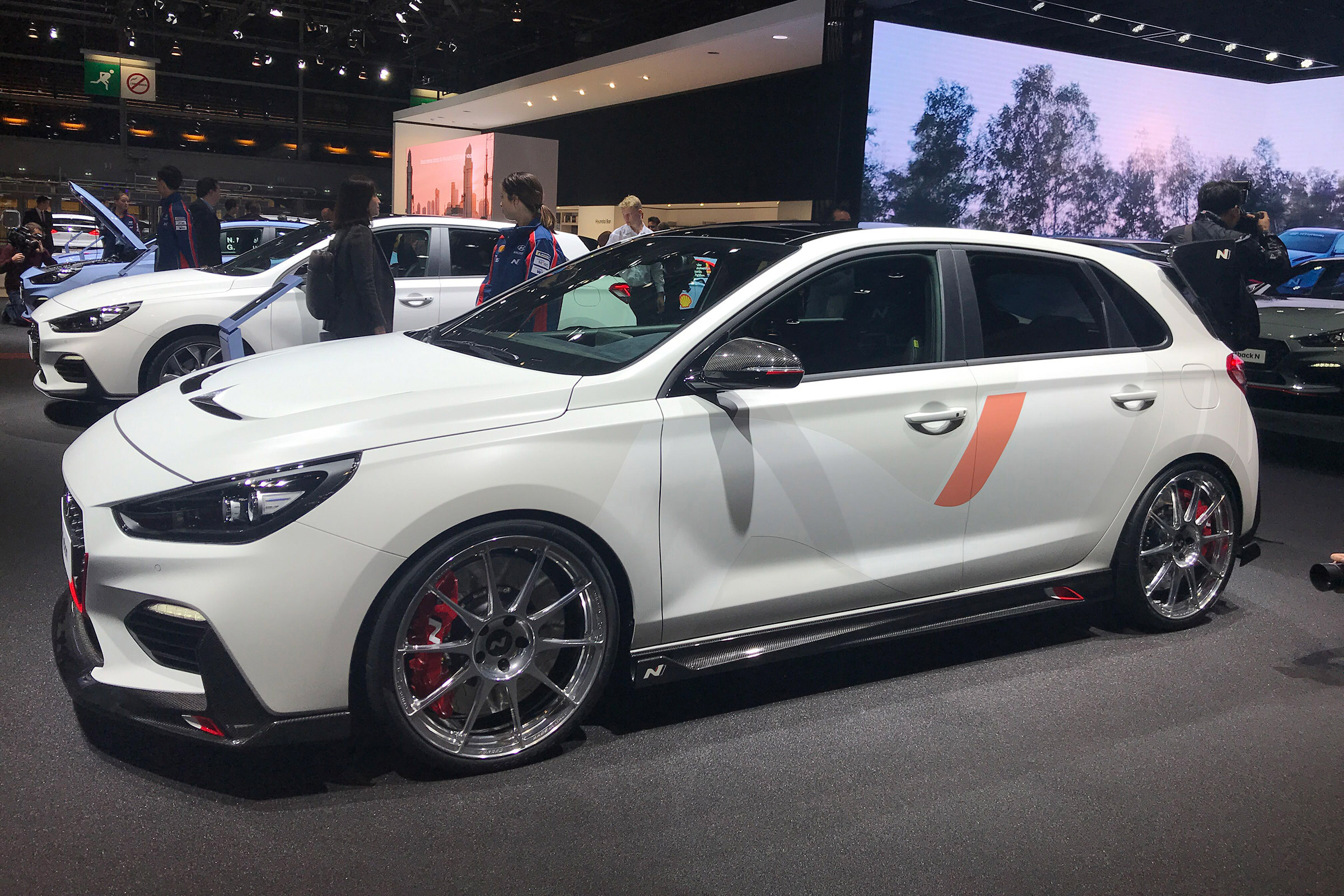 Hyundai i30 N Option - Paris side
