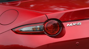 mazda mx-5 rear light