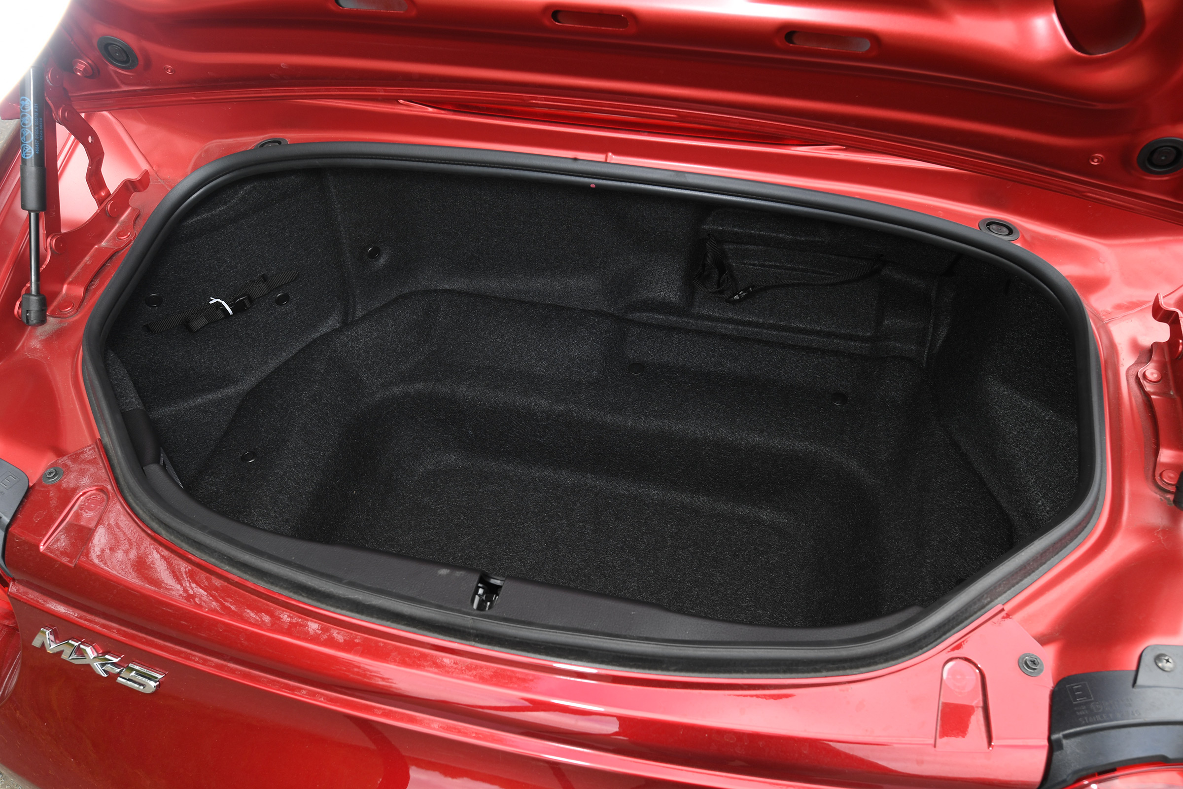 mazda mx-5 boot