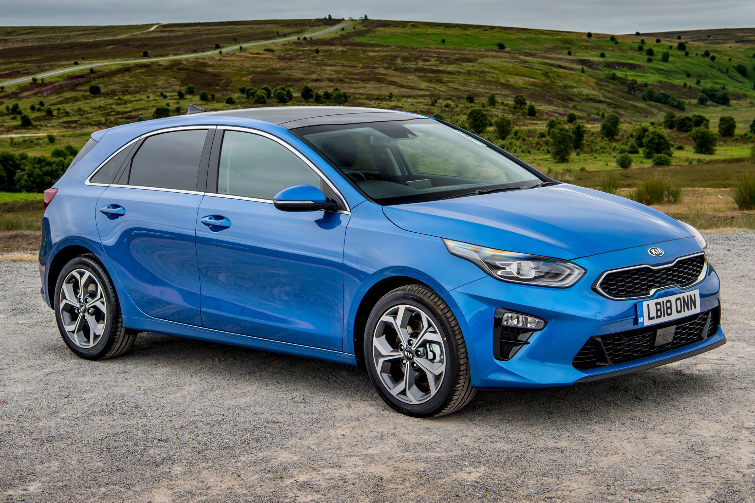 New Kia Ceed UK front static