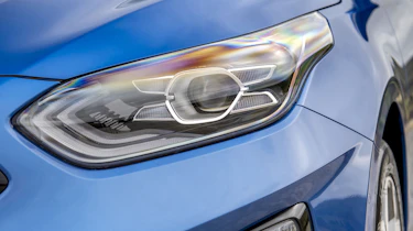 New Kia Ceed UK headlight