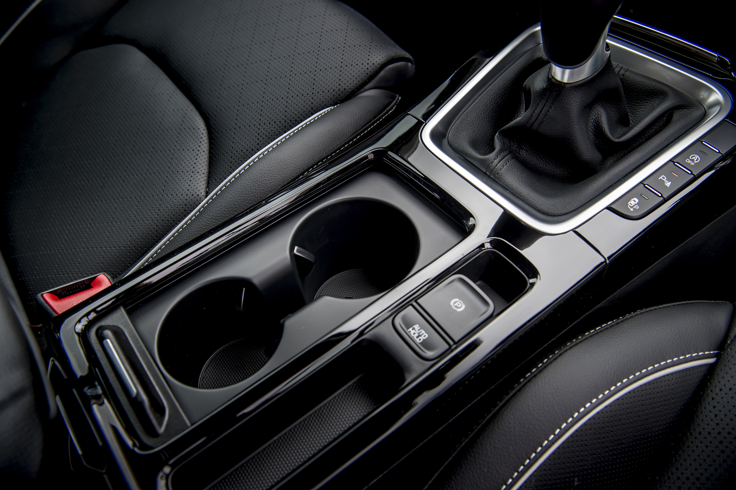 New Kia Ceed centre console