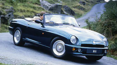 MG RV8 front