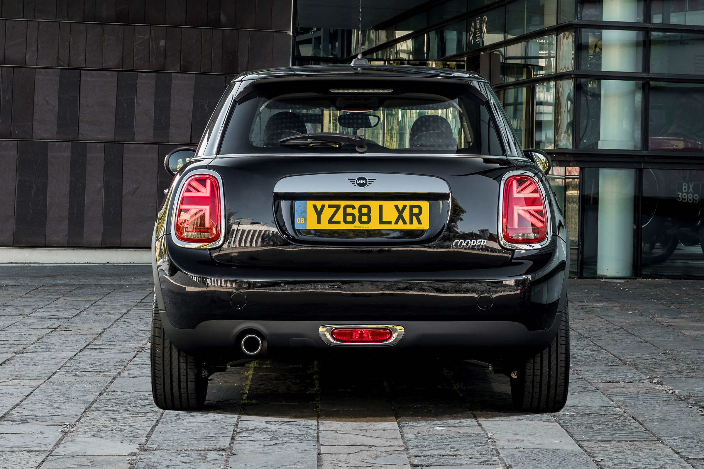 MINI Exclusive - full rear