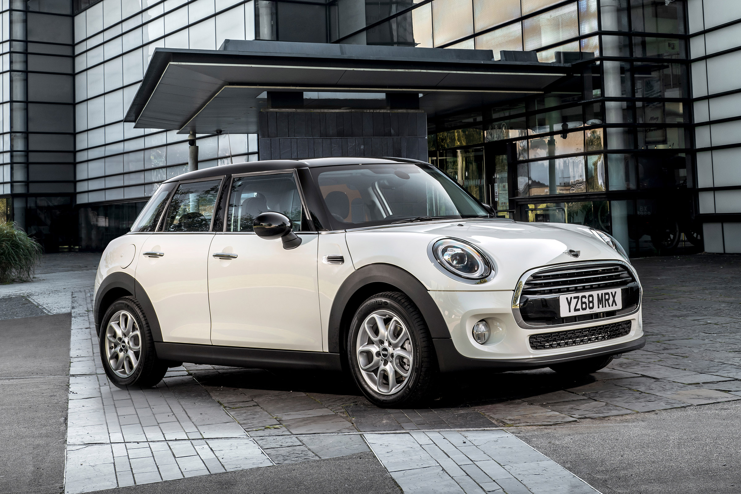 MINI Classic - front