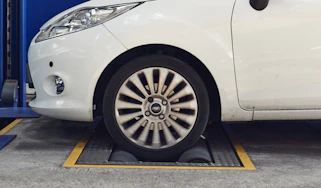 Car on Rolling Road