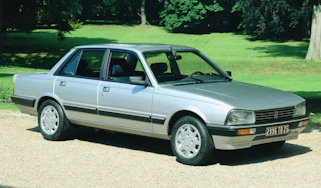 Peugeot 505 front