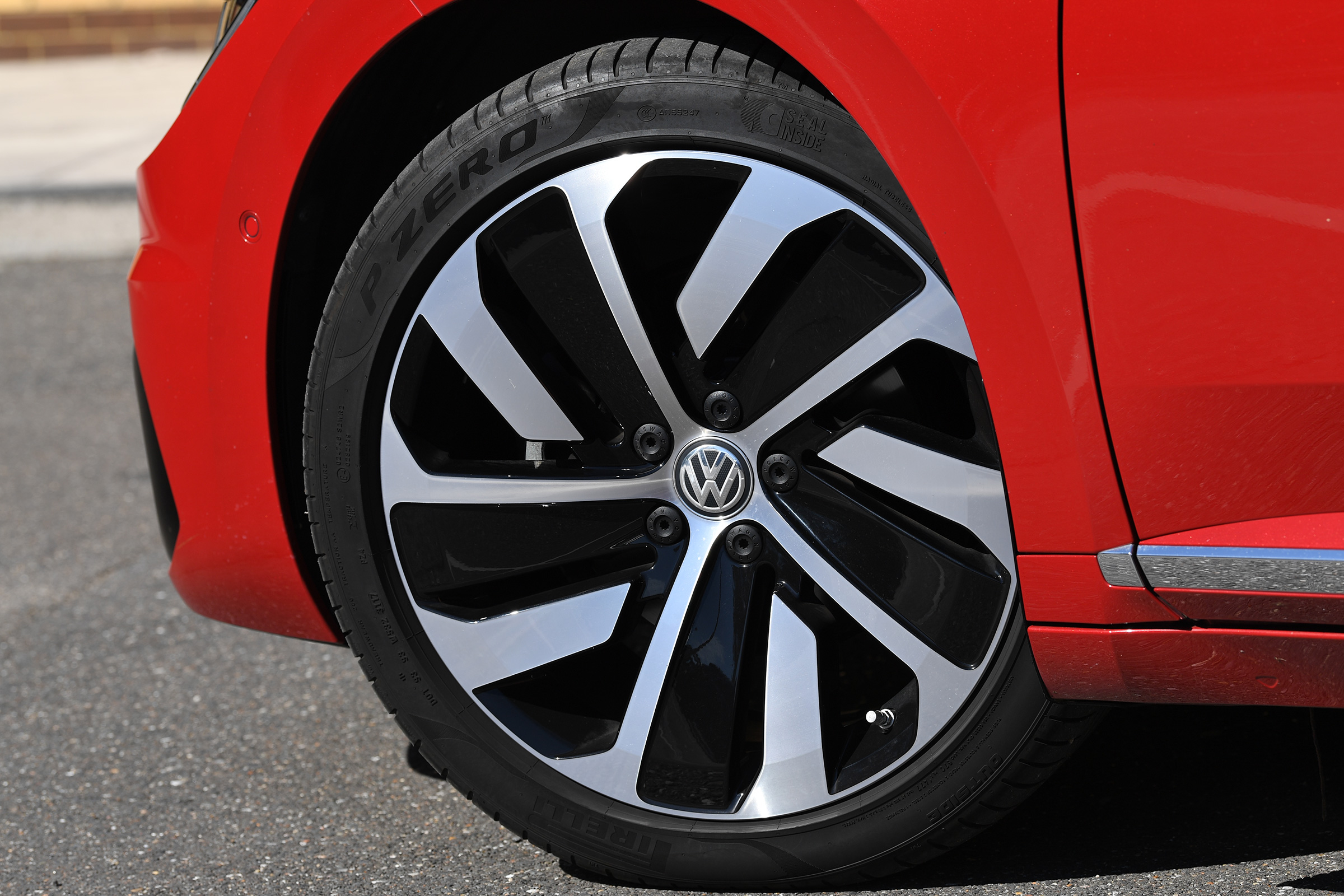 Volkswagen Arteon - Wheel
