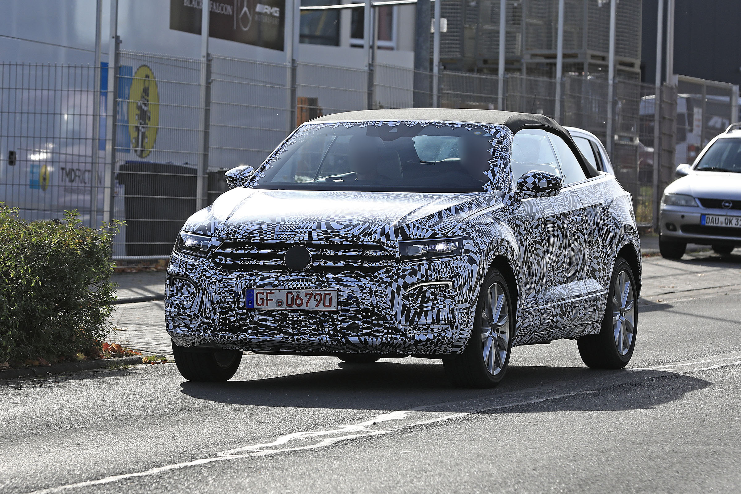 VW T-Roc convertible spies 1