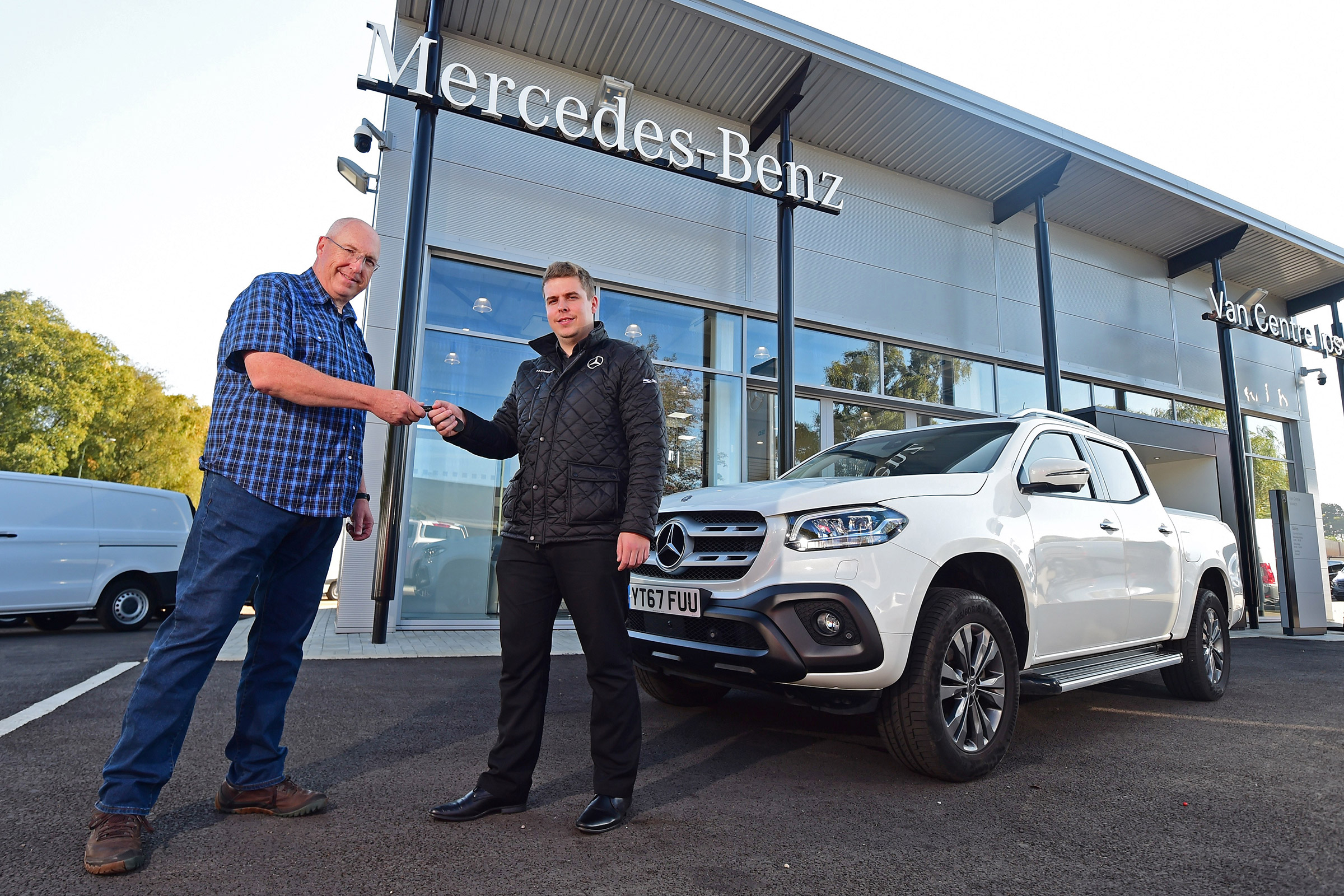 Mercedes X 250 d - long-term header