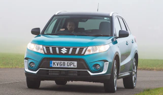 Suzuki Vitara - front