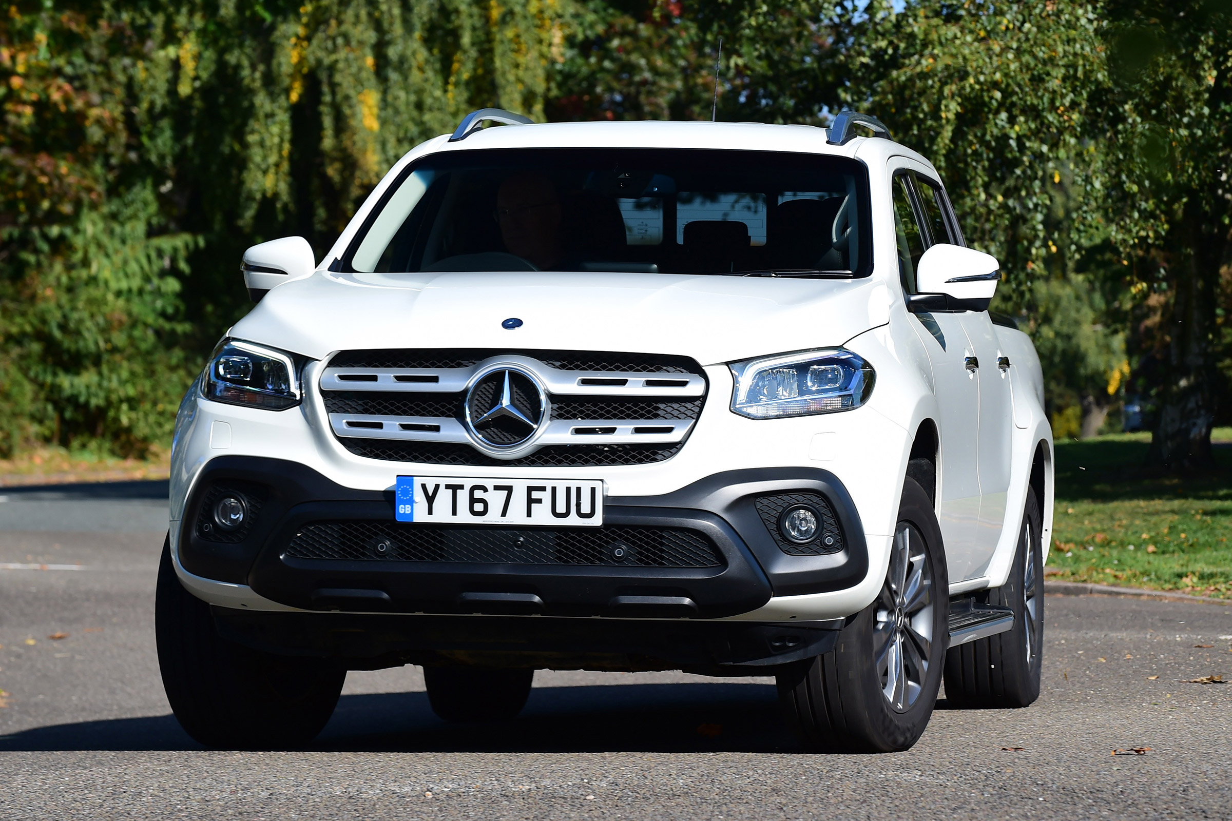Mercedes X 250 d - front