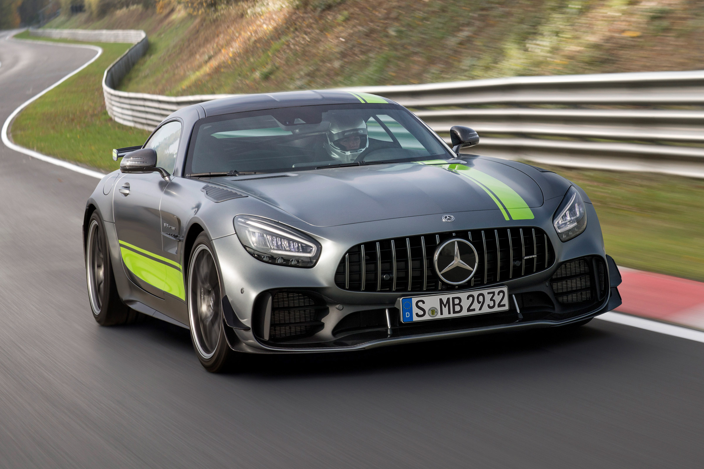Mercedes-AMG GT R Pro - front action